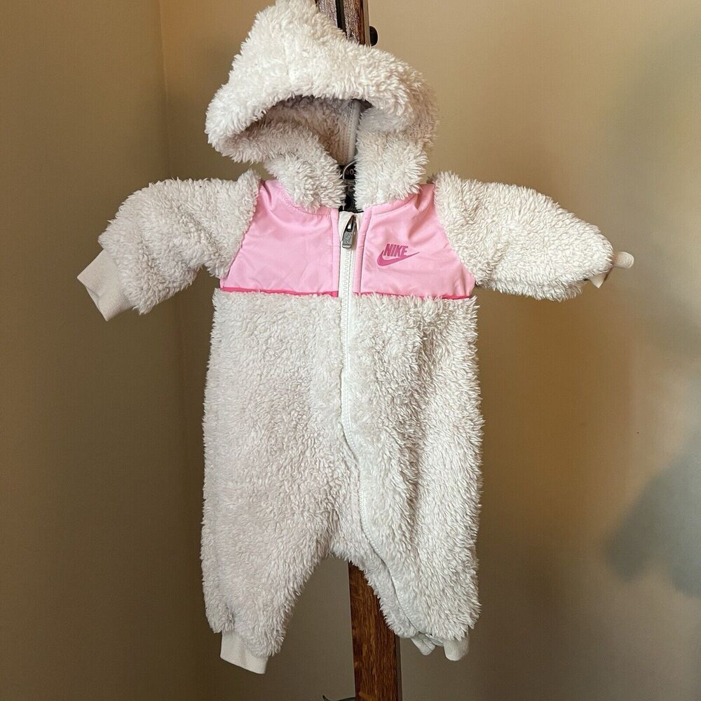 Nike Baby Girl Hooded Sherpa Coverall Bunting Beige & Pink 3 Months
